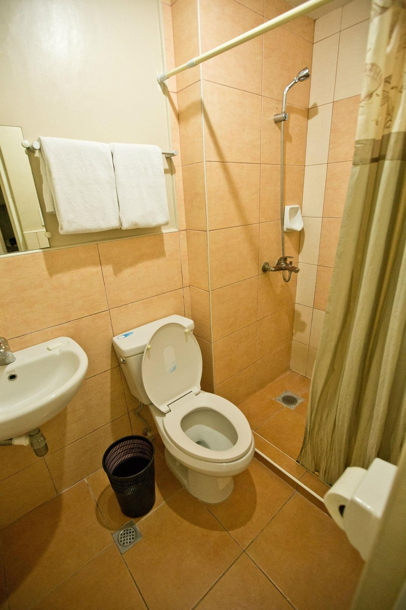 Travelbee Fuente Inn Cebu Bagian luar foto