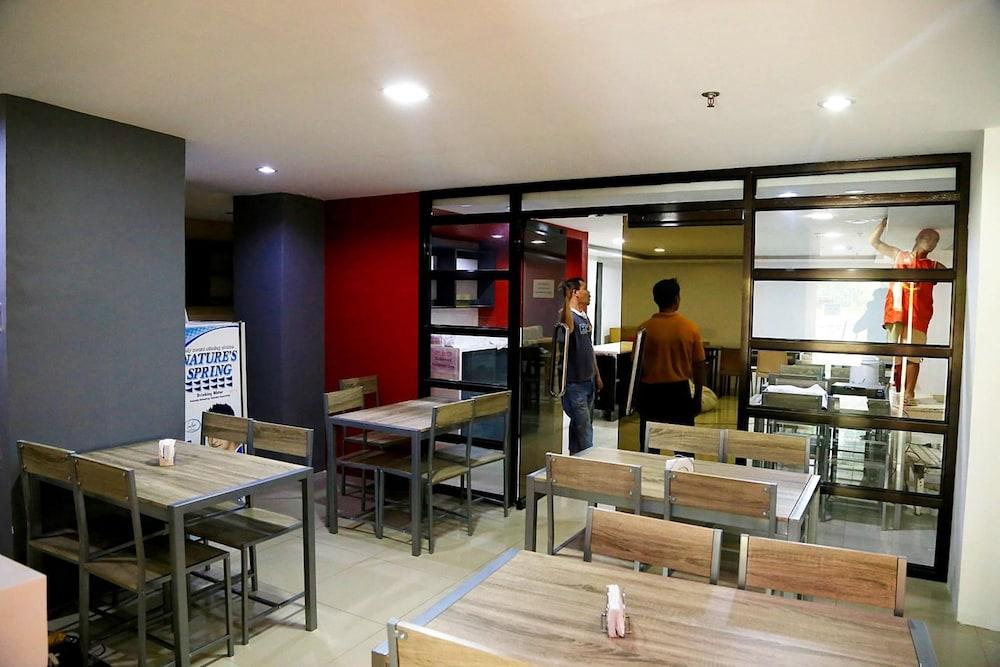 Travelbee Fuente Inn Cebu Bagian luar foto