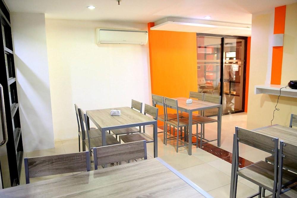 Travelbee Fuente Inn Cebu Bagian luar foto